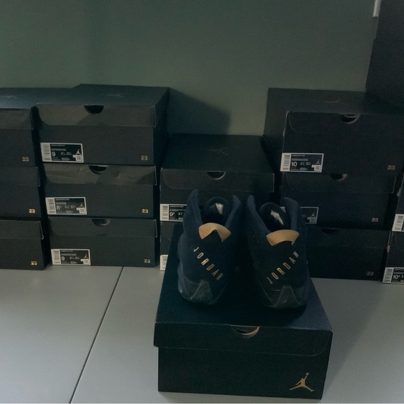 Jordan Men's Lift Off Black/Gold Basketball Shoes AR4430-007 - Picture 7 of 7